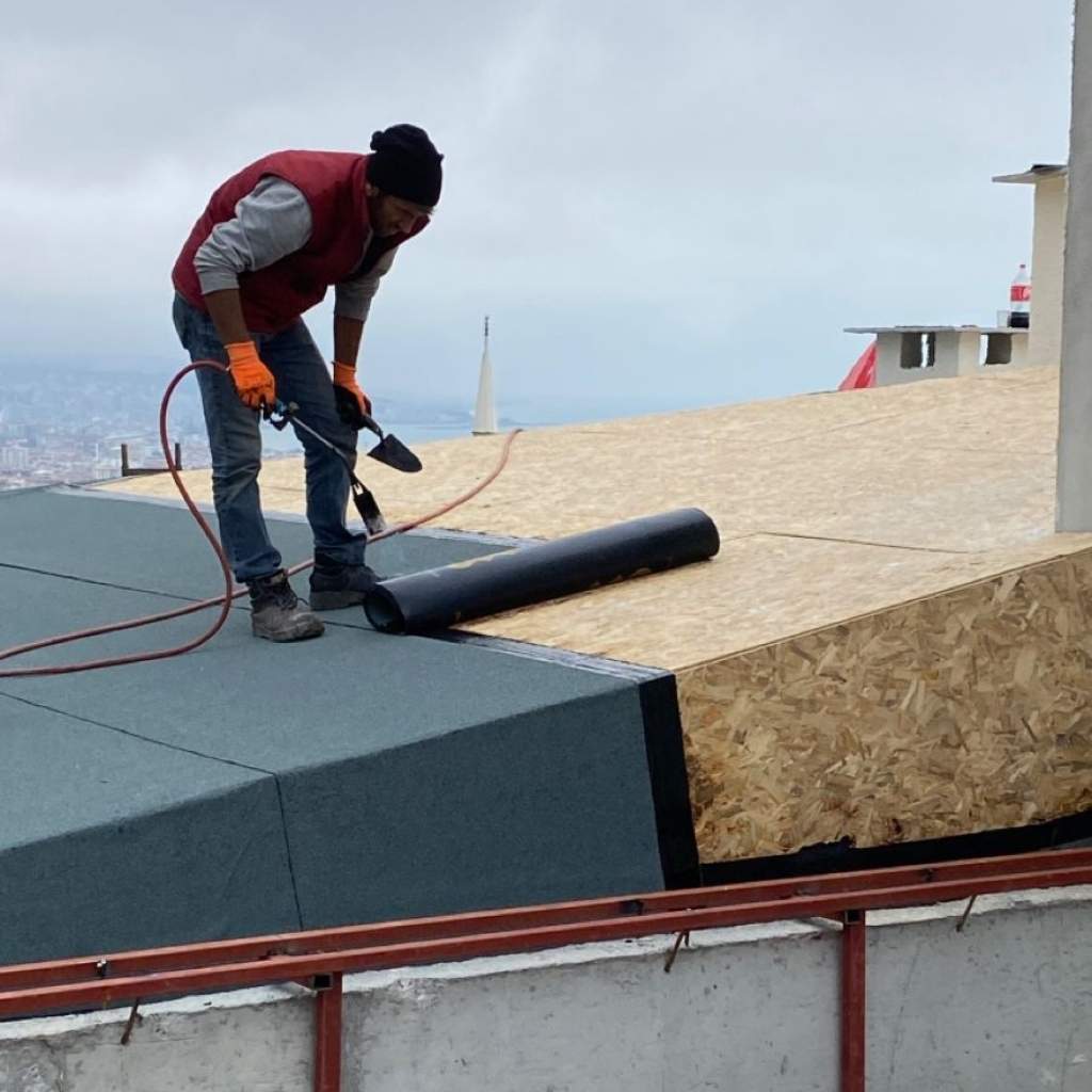 Emergency roof repair Norfolk finished cedar shake roof.